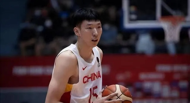 介绍周琦为何放弃NBA梦（从他的这个决定看职业生涯规划）